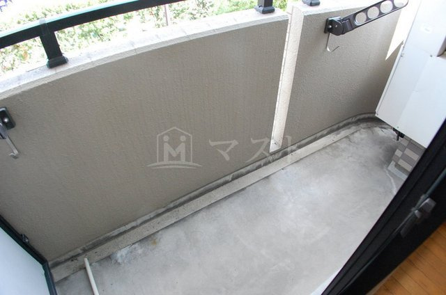 クレール谷町のバルコニー