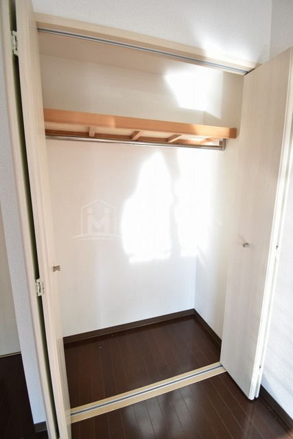 ウィング瓦町の収納