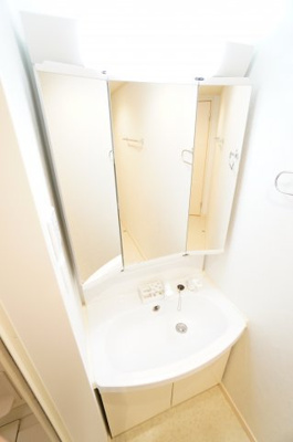 【独立洗面台】 | クレール・シャンブル | ※同物件・同タイプの写真です。