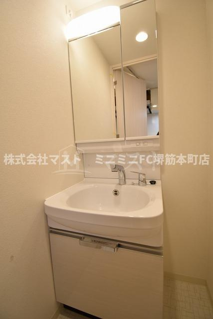 プレサンス谷町九丁目ディセオの洗面所
