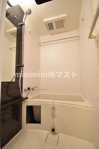エスリード大阪城PREMIERの浴室