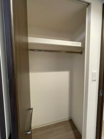 プレサンス松屋町ヴェルデスの収納