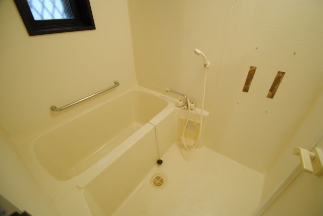 ヴェルドミール湯乃坂の浴室|日々の疲れを癒すお風呂付です