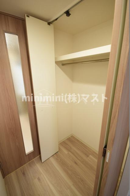 プレサンス梅田の収納