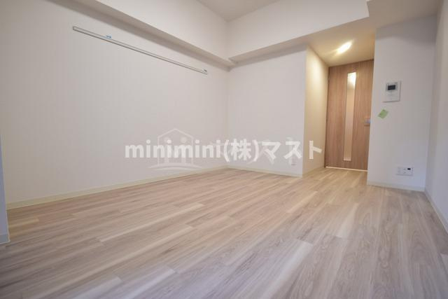 プレサンス梅田の居間・リビング