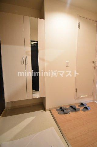 VALLY-4の玄関