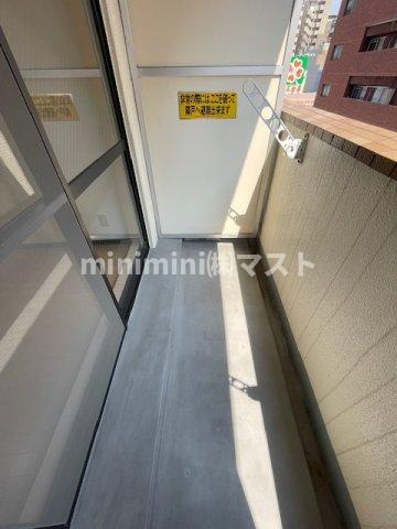 シャトーアスティナ高麗橋のバルコニー