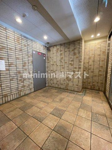 シャトーアスティナ高麗橋のロビー