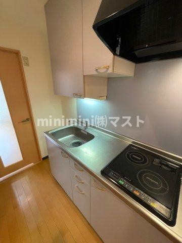 シャトーアスティナ高麗橋のキッチン