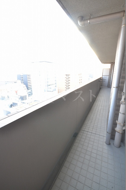 リーガルタワー船場のバルコニー|他号室参考写真