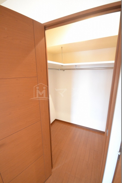 リーガルタワー船場の収納|他号室参考写真