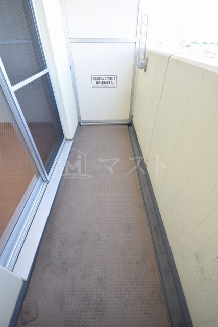 ONE ROOF FLAT TENJINBASHIのバルコニー