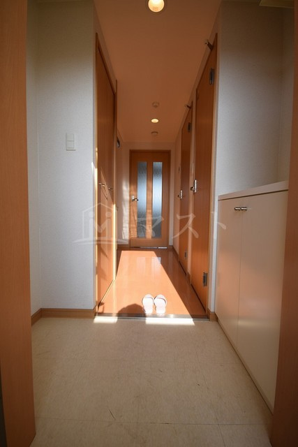ONE ROOF FLAT TENJINBASHIの玄関