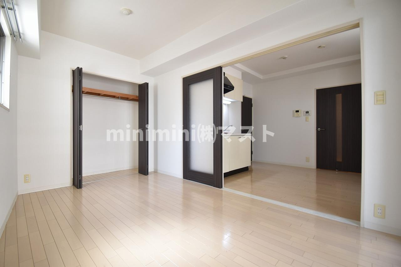 ES-Grande Minamimorimachi(エスグランデ南森町)の洋室