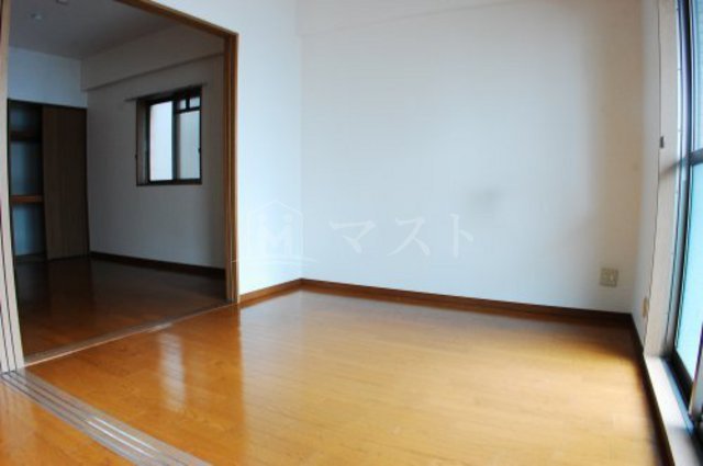 コーシン本町橋の寝室