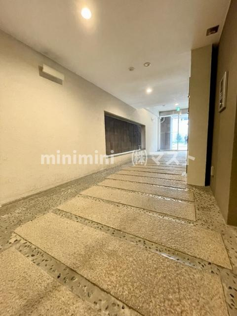 天満アパートメントのロビー