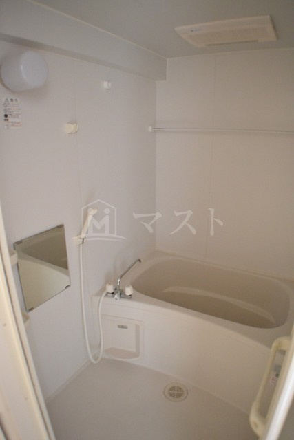 エグゼ難波東の浴室
