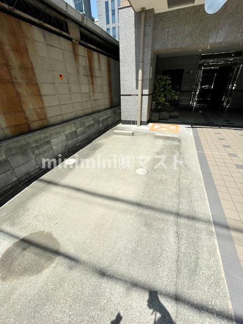 シティライフエイペックス大手通の駐車場