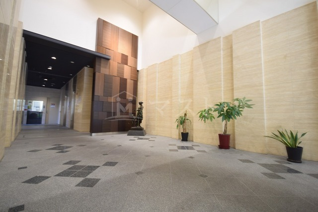 エルヴェ東天満のロビー