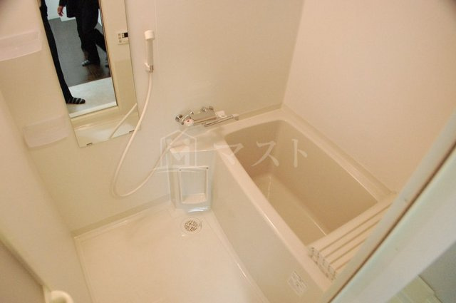 エルヴェ東天満の浴室