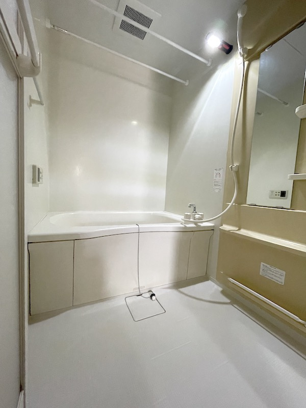 シャーメゾン藤の浴室