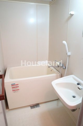 プレジール鳴神の浴室