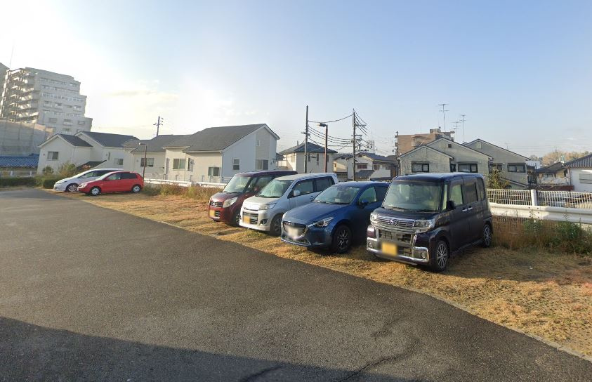 ルノン和泉中央の駐車場|駐車場完備です