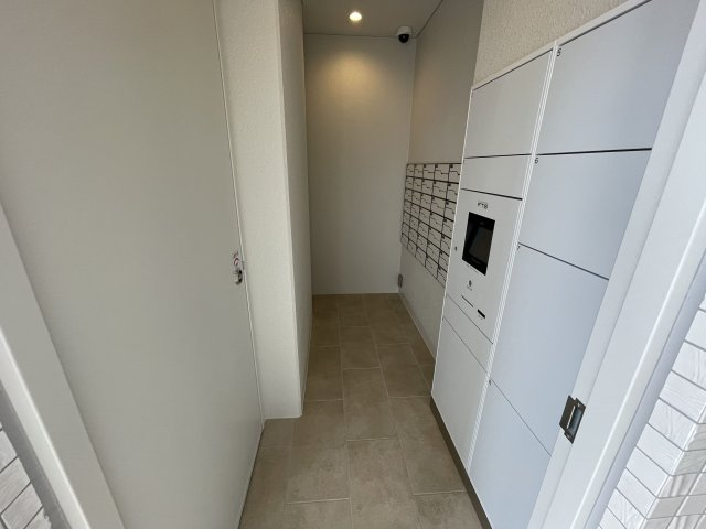 【設備】 | ブランTAT尼崎七松町Ⅰ | 宅配ボックス