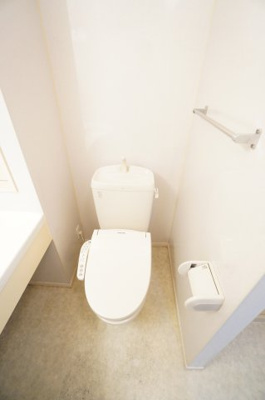 【トイレ】 | ヴェルドミールⅡ | ※同物件・反転タイプの写真です。