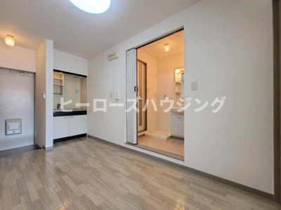 【内装】 | ローレル参番館