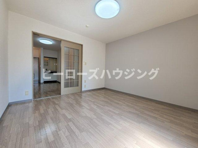 【内装】 | ローレル参番館