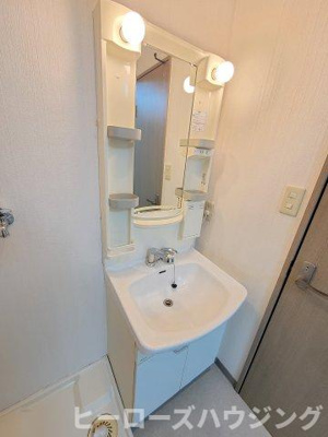 【洗面所】 | ローレル参番館