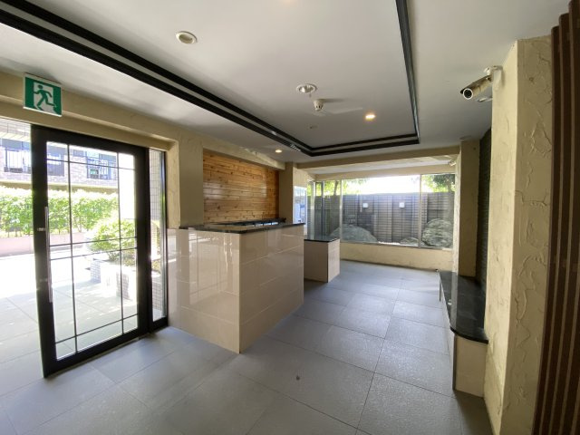 ユーコート行徳のエントランス