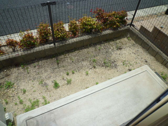 ファミリータウンツートムＥのバルコニー|テラス