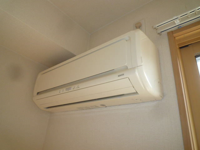 ファミリータウンツートムＥの設備|エアコン