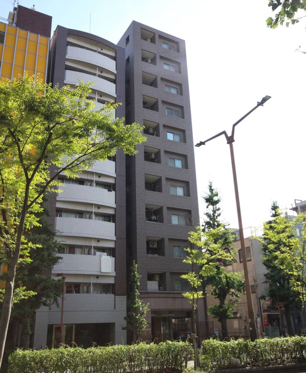 ヴェリィ川崎貝塚 　（川崎区貝塚1丁目）の外観|外観です　ヴェリィ川崎貝塚　2002年 12月築　ペット飼育可（規約に準ず）　新規内装リノベーションマンション　収納豊富　商業施設充実・買い物利便性に優れた川崎　 1SLDK+W