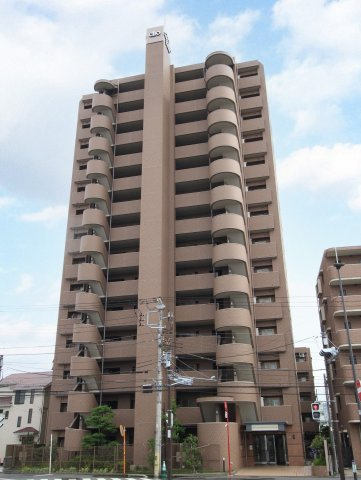 クリオ川崎大師東壱番館　(川崎区大師河原2丁目）の外観|物件の外観です　クリオ川崎大師東壱番館　最上階南向き角部屋・陽当たり・眺望・通風良好　2001年3月築　京急大師線「大師橋」駅徒歩2分　3LDK+W　