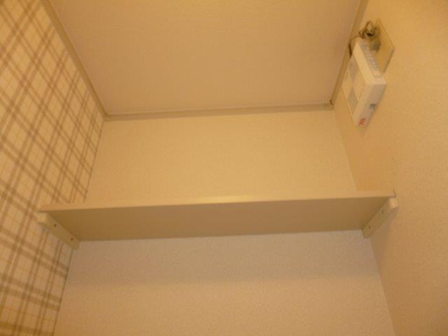アーバンシャトルＢのトイレ|トイレ棚