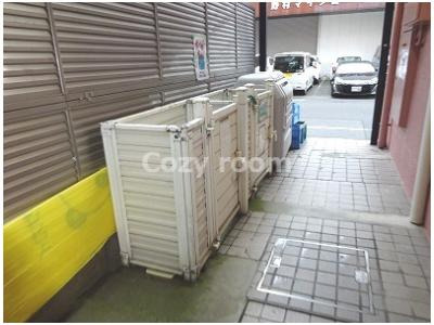 【その他共用部分】 | 江坂レジデンス | 敷地内ゴミ置き場