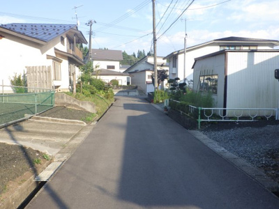 【前面道路含む現地写真】 | 大館市川口字蟹沢・売地