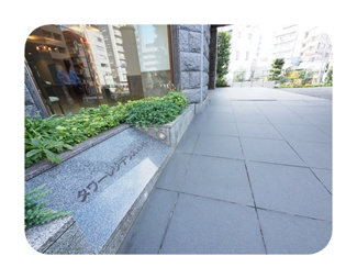 【エントランス】 | 建物の内部です