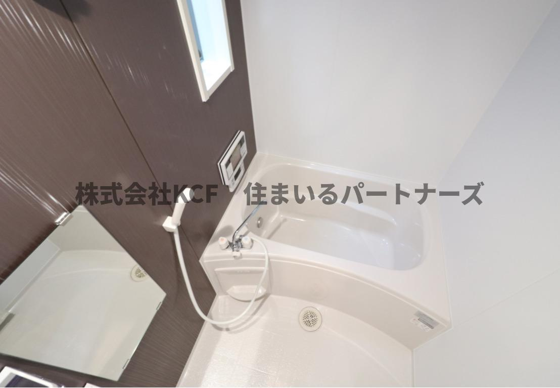 ユーズフォレシア小頭町の浴室|※2021年8月完成の同型アパート内装写真です。詳細はお問い合わせください。