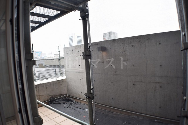アーバネックス淀屋橋のバルコニー