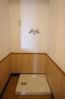 【設備】 | ディアコートつくば | 室内洗濯機置場