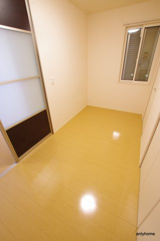 クオーレの洋室