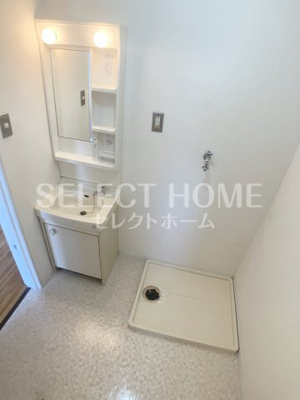 【独立洗面台】 | メゾンヤマダ | 朝の支度にも助かる、独立の洗髪洗面化粧台