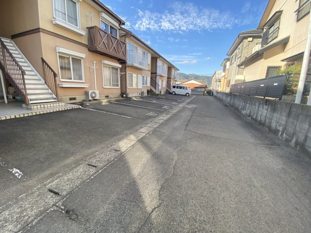 フレグランス藤井の駐車場