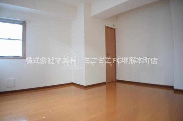 プレスト博労町の居間・リビング