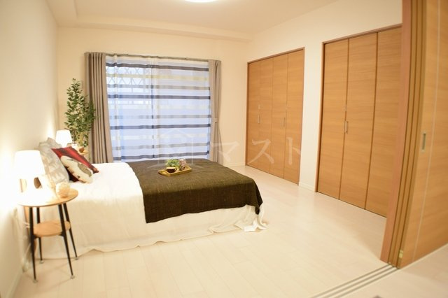 ラクラス長堀橋の寝室