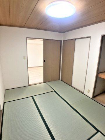 メゾン東海の和室
